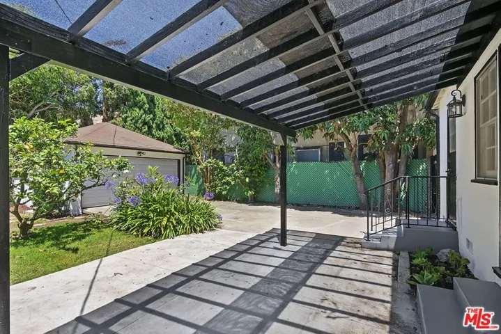 2519 Bentley Avenue, Los Angeles, California 90064