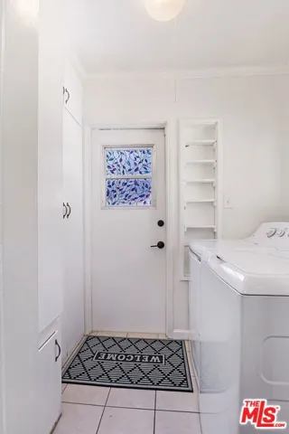 2519 Bentley Avenue, Los Angeles, California 90064
