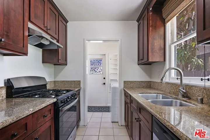 2519 Bentley Avenue, Los Angeles, California 90064