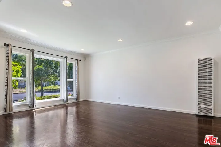 2519 Bentley Avenue, Los Angeles, California 90064