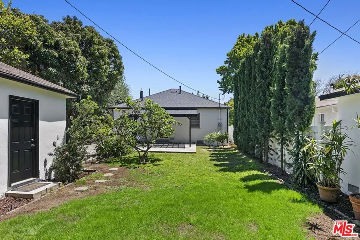 2519 Bentley Avenue, Los Angeles, California 90064