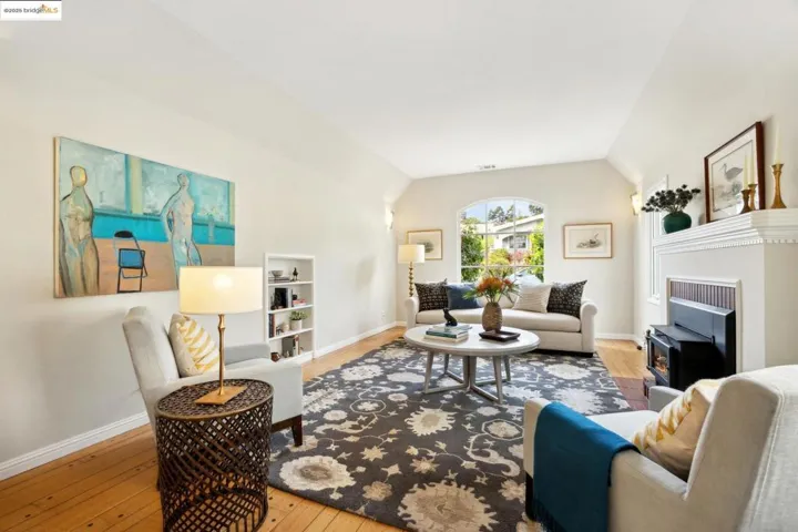 1656 Oak View Ave, Kensington, California 94707