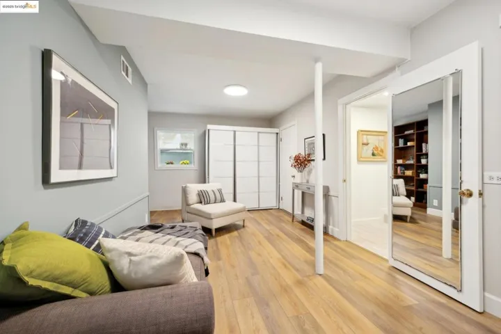 1656 Oak View Ave, Kensington, California 94707