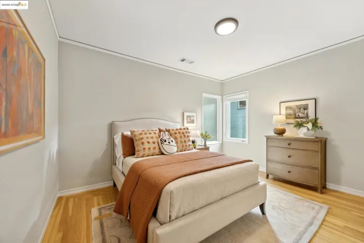 1656 Oak View Ave, Kensington, California 94707