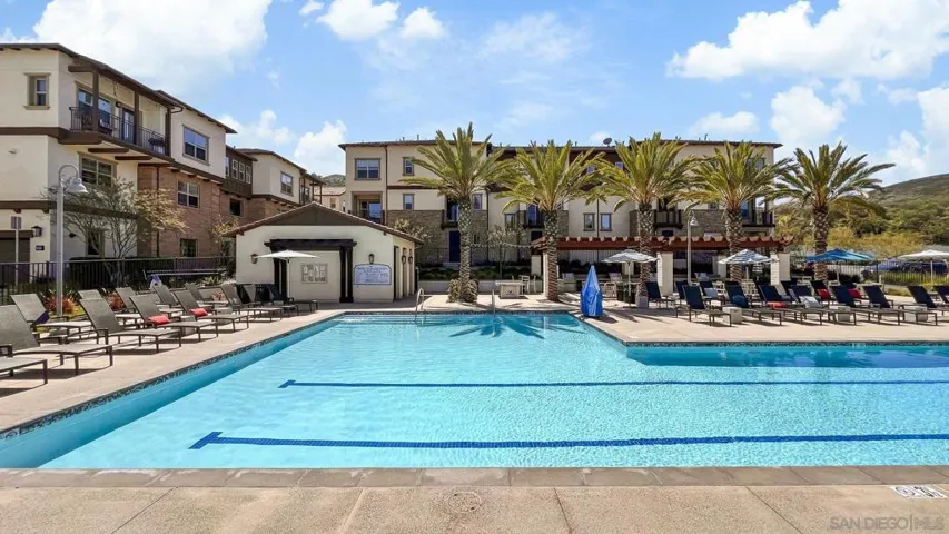 908 Blackstone Dr, San Marcos, California 92078