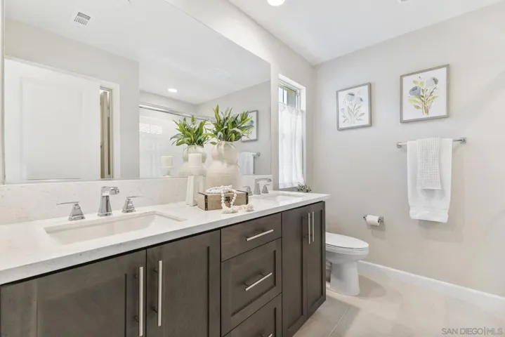 908 Blackstone Dr, San Marcos, California 92078