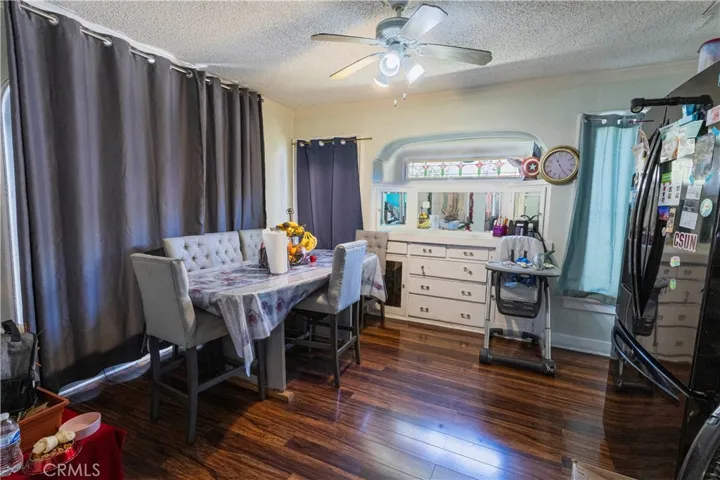 2725 Grand Avenue, Huntington Park, California 90255