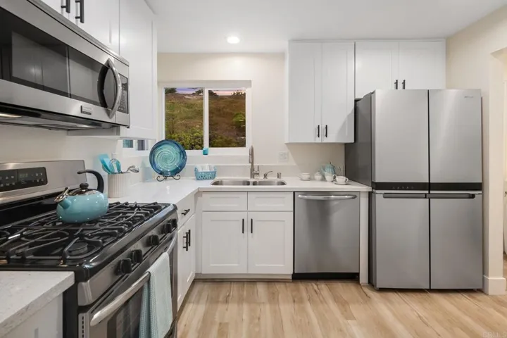 4724 Sunny Hills Road, Oceanside, California 92056