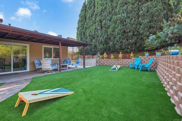 4724 Sunny Hills Road, Oceanside, California 92056