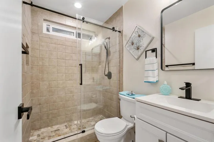 4724 Sunny Hills Road, Oceanside, California 92056