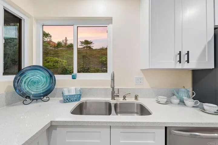 4724 Sunny Hills Road, Oceanside, California 92056