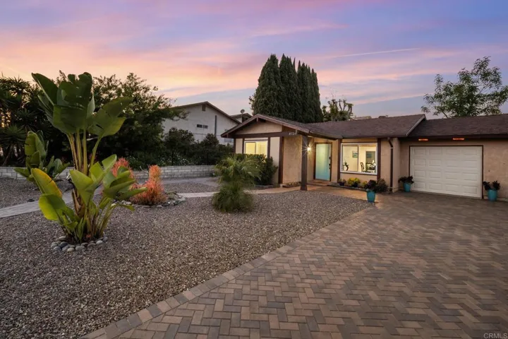 4724 Sunny Hills Road, Oceanside, California 92056
