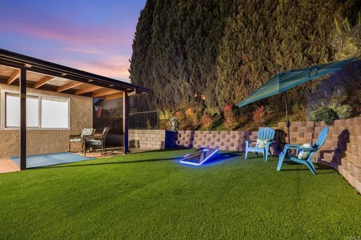 4724 Sunny Hills Road, Oceanside, California 92056