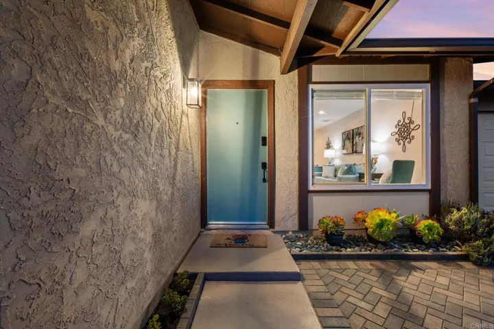 4724 Sunny Hills Road, Oceanside, California 92056