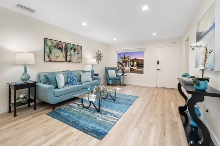 4724 Sunny Hills Road, Oceanside, California 92056