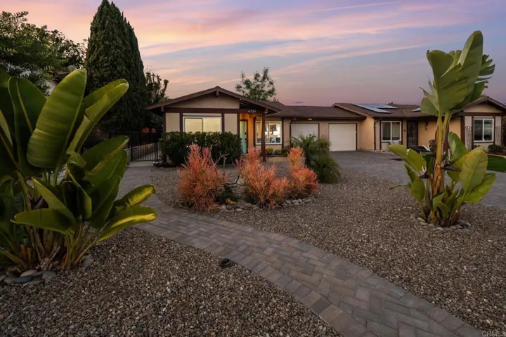 4724 Sunny Hills Road, Oceanside, California 92056