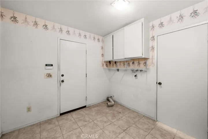 6385 N Azalea Ave, San Bernardino, California 92407