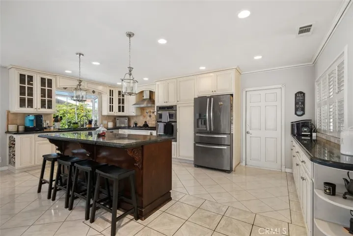 2145 Avenida Aprenda, Rancho Palos Verdes, California 90275