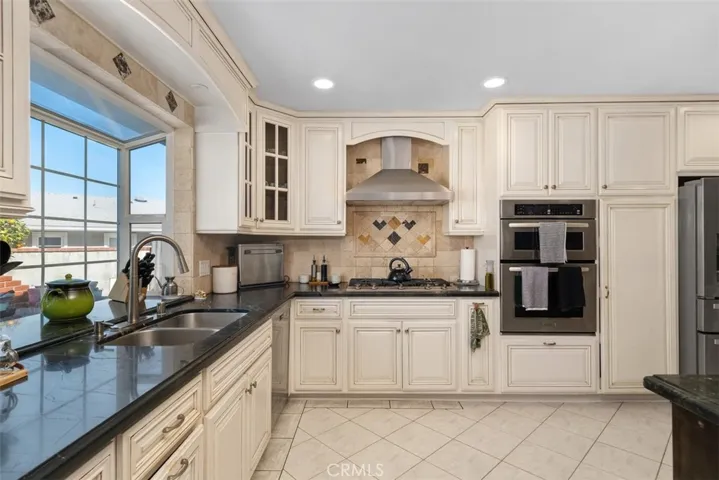 2145 Avenida Aprenda, Rancho Palos Verdes, California 90275
