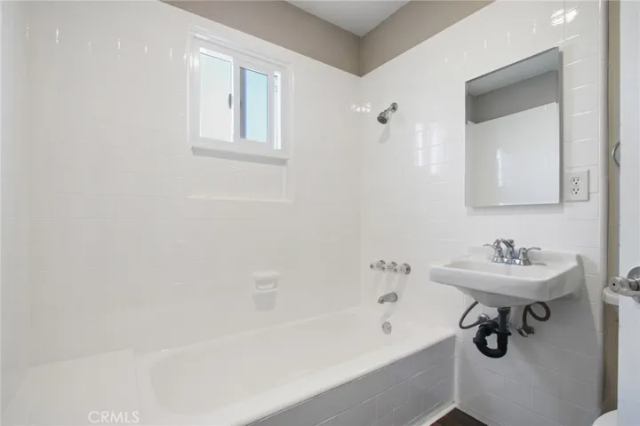 18436 Ashley Avenue, Torrance, California 90504