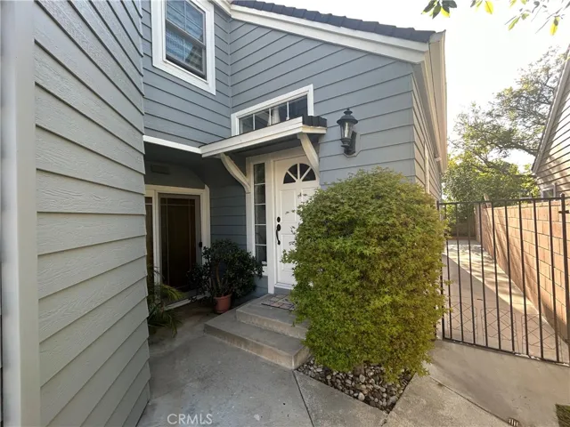 SIDE, FRONT DOOR & SIDE GATE