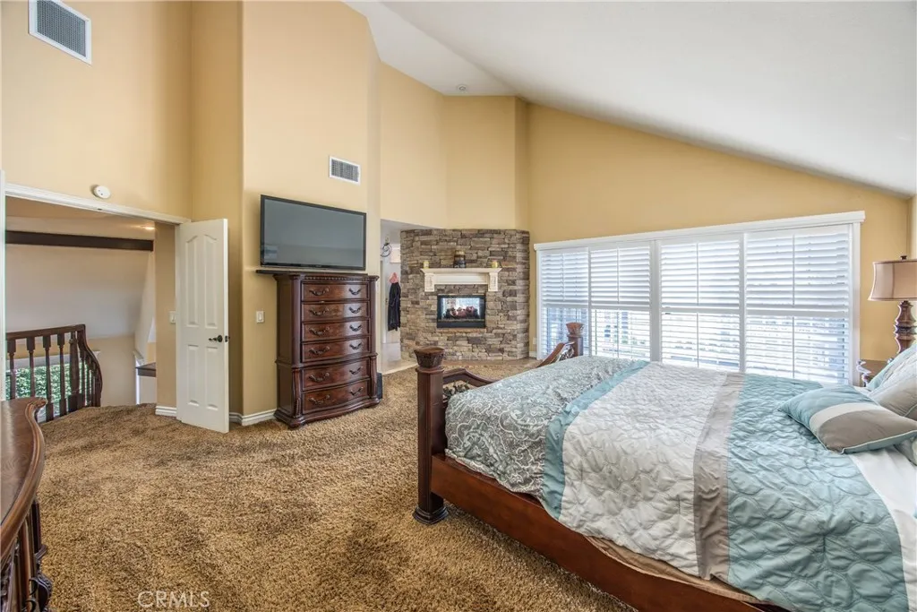 880 E 24th Street, Upland, California 91784 home-pic-28