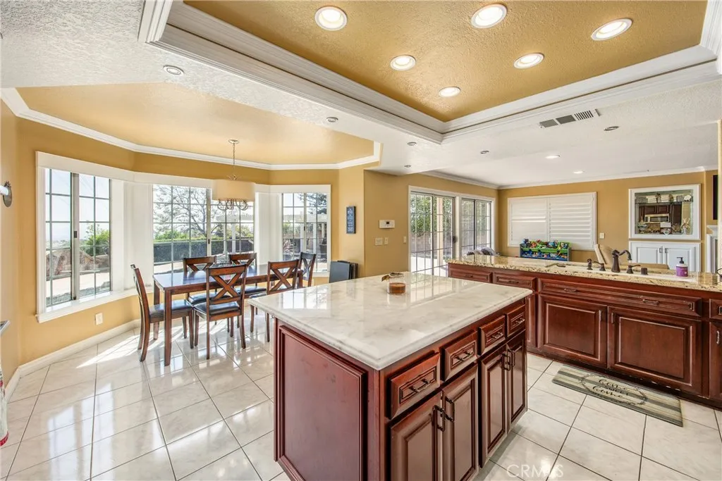 880 E 24th Street, Upland, California 91784 home-pic-15