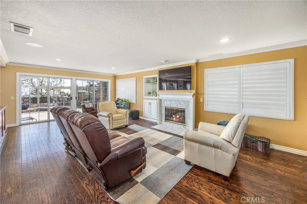 880 E 24th Street, Upland, California 91784 home-pic-19