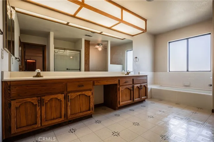 4226 Estrella Circle, Hemet, California 92544