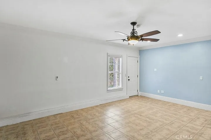Flex Room optional bedroom 2 with private entry