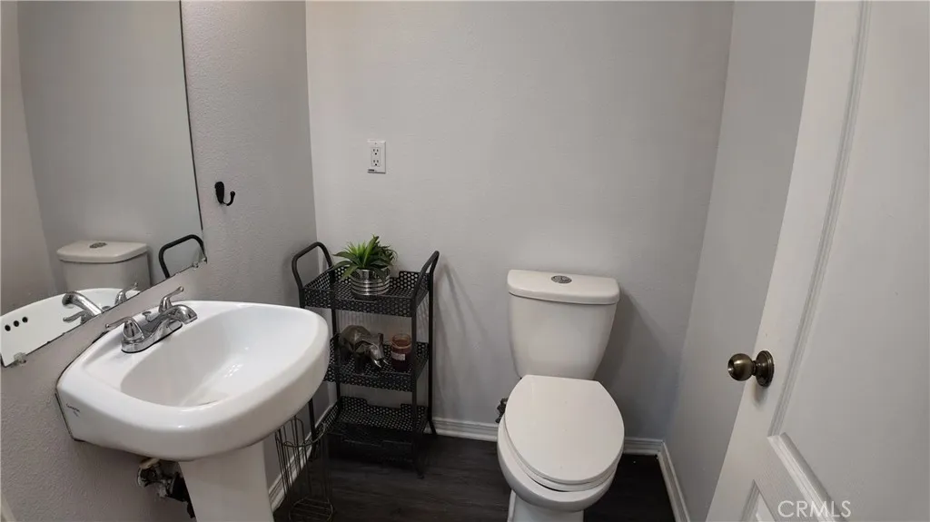 464 W E Street, Colton, California 92324 home-pic-8