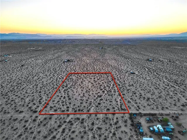 1475 Windsong Avenue, Joshua Tree, California 92252
