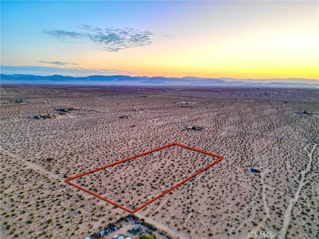 1475 Windsong Avenue, Joshua Tree, California 92252