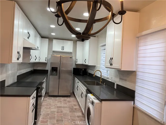 beautifully updated kitchen.