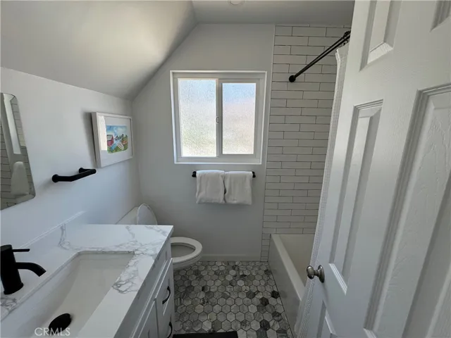 28826 Cedar Drive, Lake Arrowhead, California 92352