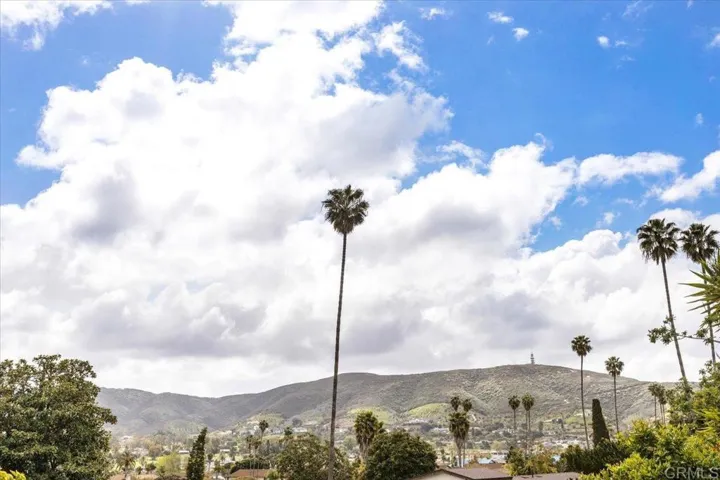 1615 La Tierra Lane, San Marcos, California 92078