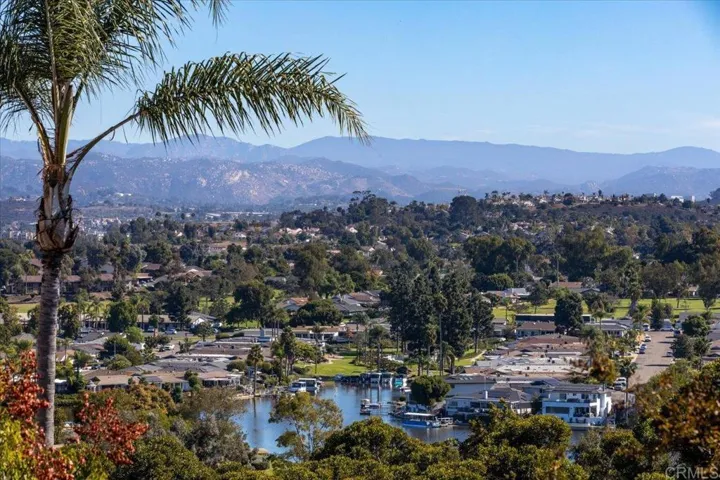1615 La Tierra Lane, San Marcos, California 92078