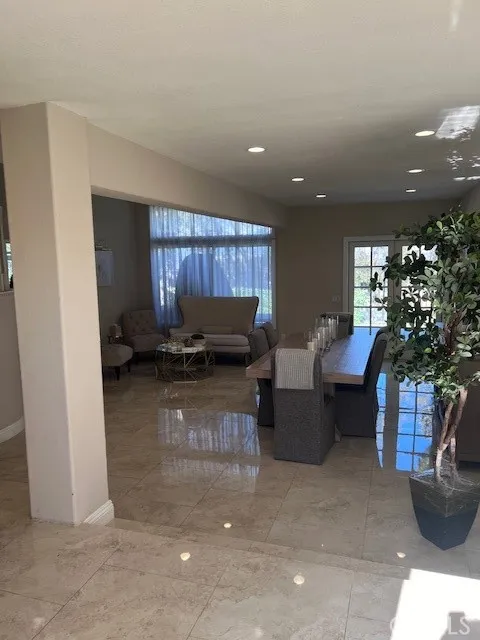 2899 Amber Drive, Corona, California 92882 home-pic-5