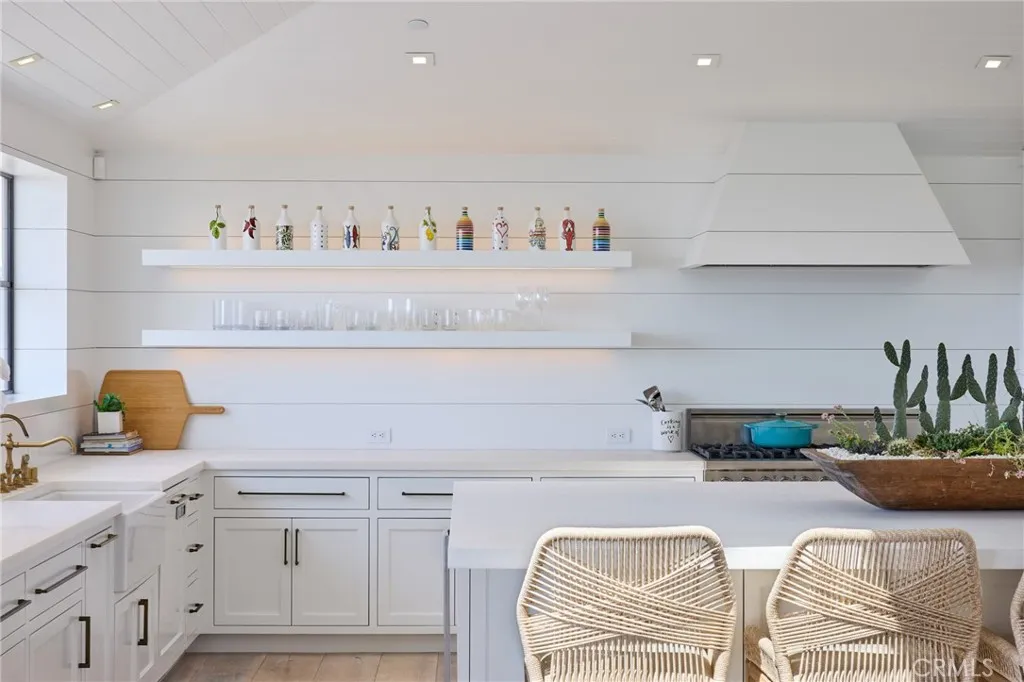 365 Pinecrest Drive, Laguna Beach, California 92651 home-pic-7