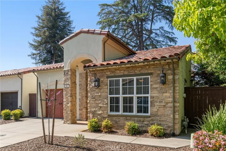 55 Veneto Circle, Chico, California 95926