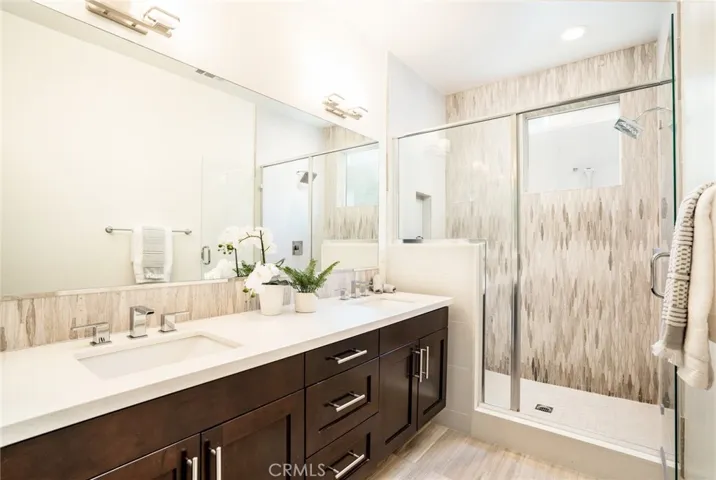 1680 Grand View, Costa Mesa, California 92627