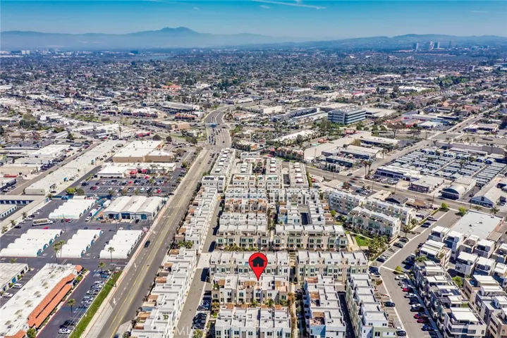 1680 Grand View, Costa Mesa, California 92627
