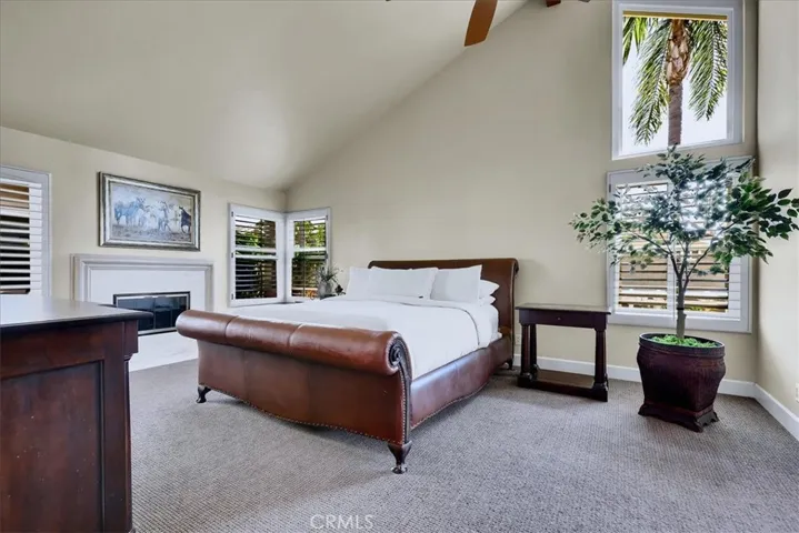Primary w/Fireplace