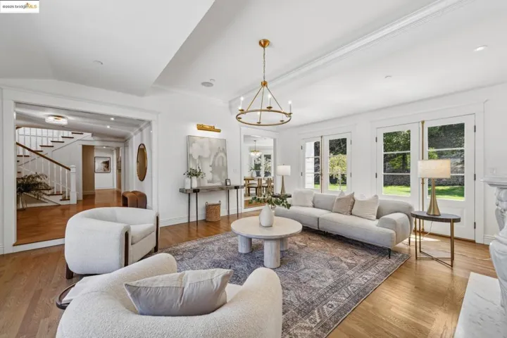 457 Dalewood Dr, Orinda, California 94563