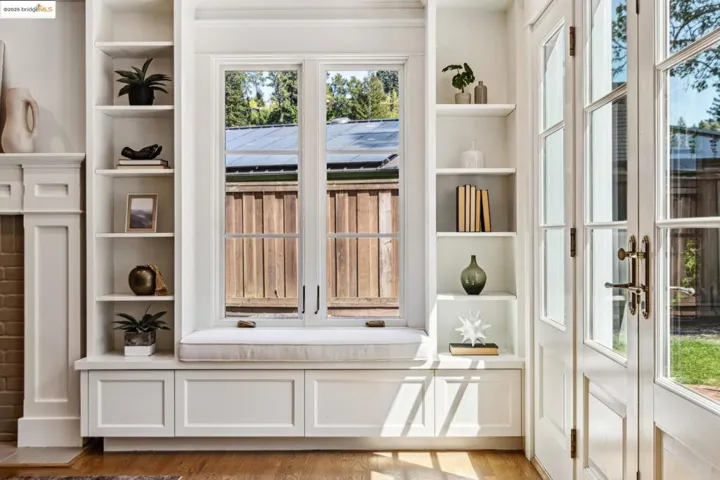 457 Dalewood Dr, Orinda, California 94563