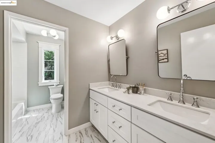 457 Dalewood Dr, Orinda, California 94563