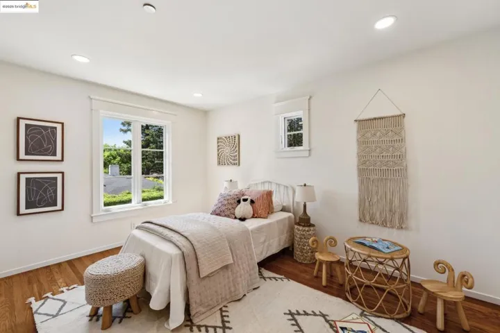 457 Dalewood Dr, Orinda, California 94563