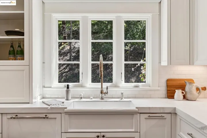 457 Dalewood Dr, Orinda, California 94563