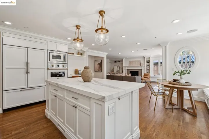 457 Dalewood Dr, Orinda, California 94563