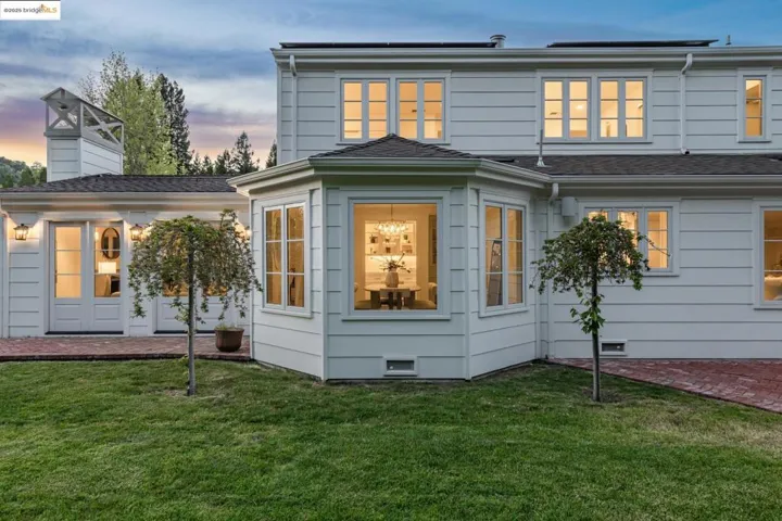 457 Dalewood Dr, Orinda, California 94563